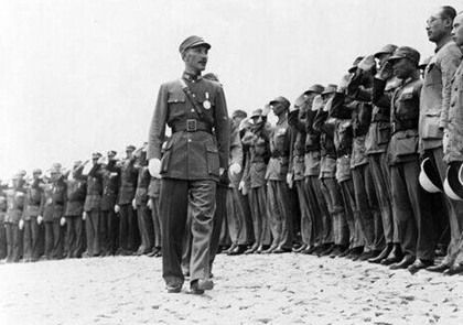 蒋介石是哪一年跑去台湾的（蒋介石什么时候跑去台湾的）