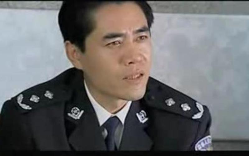 公安局长玩下属老婆;公安局长玩下属老婆视频