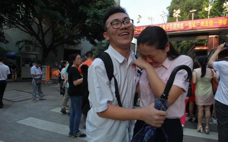 高考完老妈喝多了_高考完了老妈喝多了