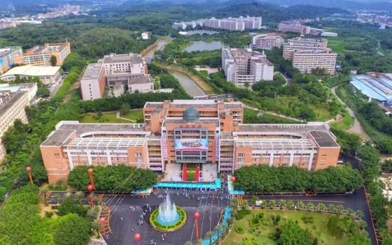 广东创新科技职业学院贴吧(广东创新科技职业学院贴吧网)