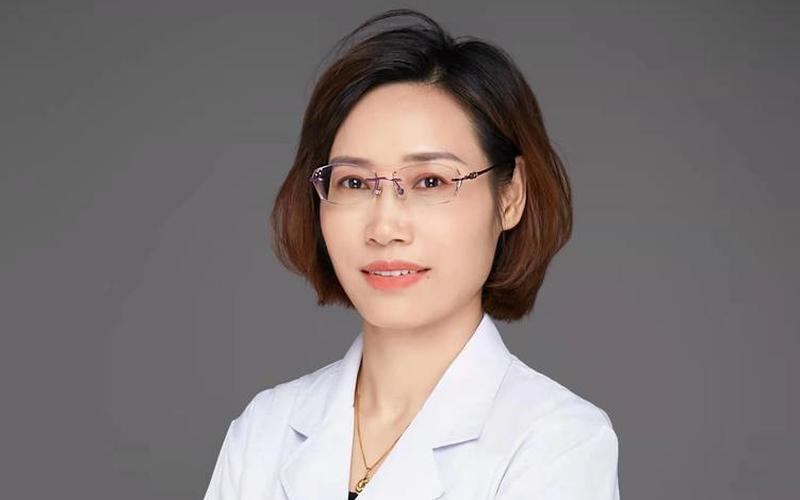 寶馬女劉育紅;寶馬女劉育紅背景