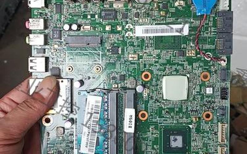联想c200一体机(联想c200一体机拆卸步骤图)-第1张图片-铖浩科技